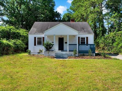 1153 Tarboro St