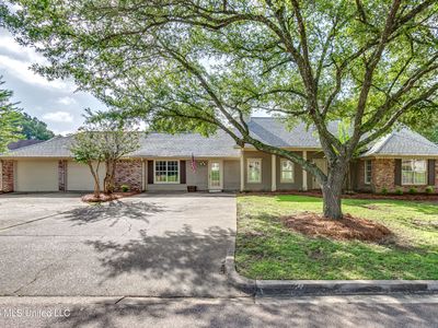 102 Rockwood Dr