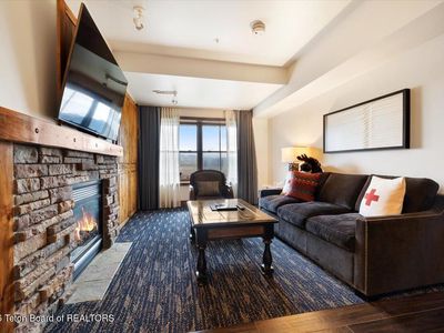 3385 W Village Dr #219/221
