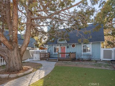 1037 Sequoia Dr