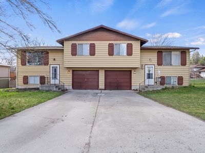 2616/2618 S Blake Rd