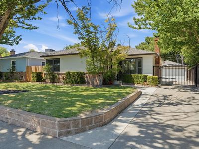 52 Coloma Way