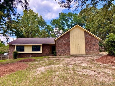206 Oriole Dr