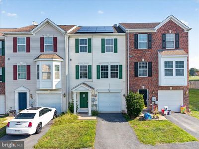 25 Desert Rose Way