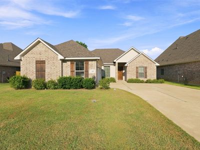 202 Jamestowne Blvd