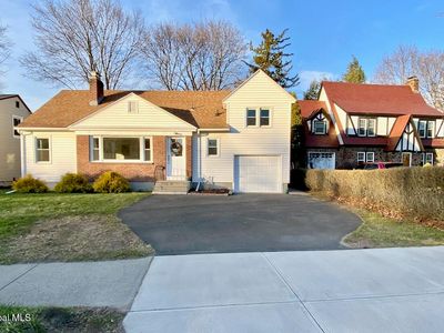 685 New Scotland Avenue