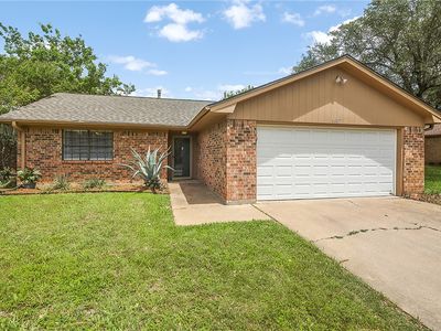 4305 Woodbriar Dr
