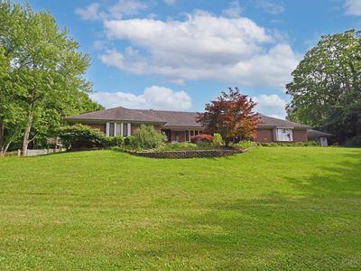 560 Louise Dr
