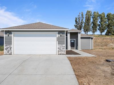 Property at 352 E Davis Street, Connell, WA