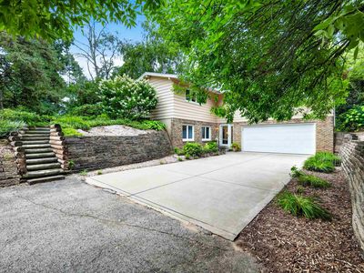 2845 Pleasant View Hts