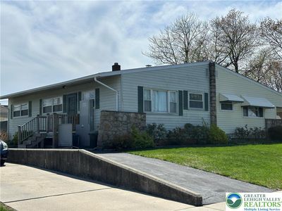 1538 Jill St