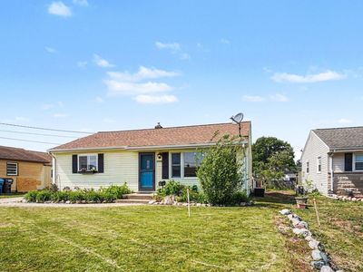 2109 Bloomfield Ave
