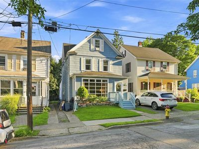 15 Maple Street