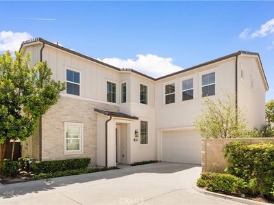 220 Edna Pkwy