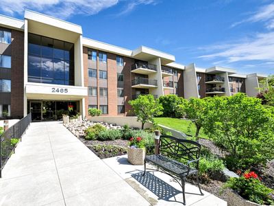 2465 Londin Ln E APT 106
