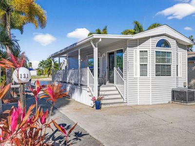 3131 Crystal Lake Dr