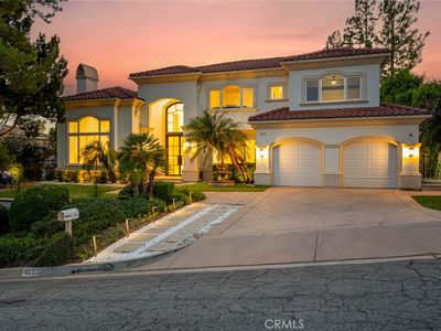 350 Starlight Crest Dr