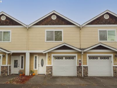 7242 SE Henderson St APT 2