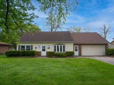 2611 Crowsnest Dr