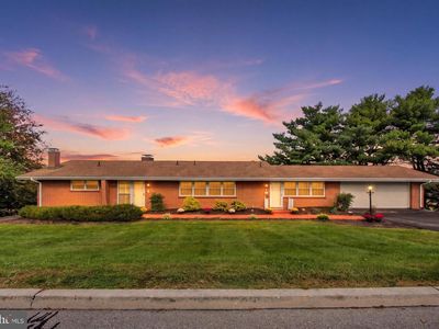 41 Hillcrest Dr