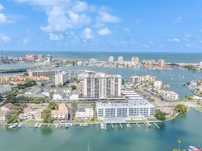 400 Island Way APT 908