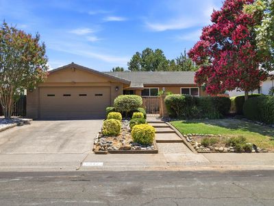 8642 Merribrook Dr