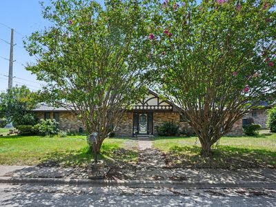 1215 Thunderbrook Dr
