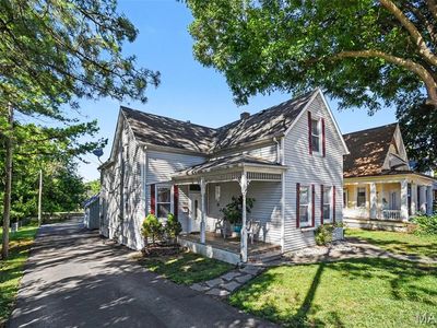 518 S Main St