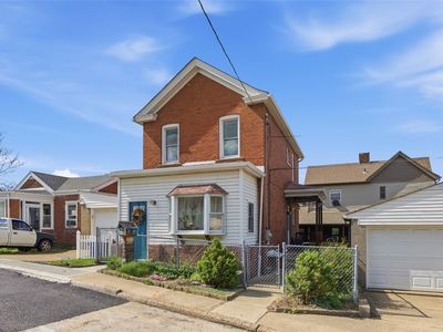 217 Ilion St