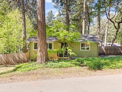 2906 Marilyn Dr