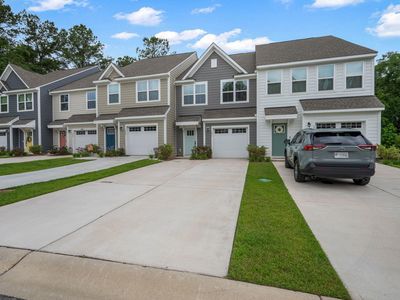 1051 Crescent Cove Ln