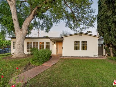 5758 Tobias Ave