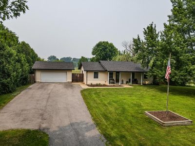 1356 N County Line Rd
