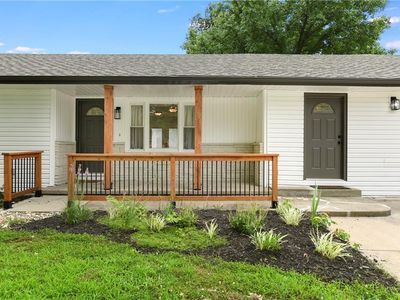 11 Crestview Dr