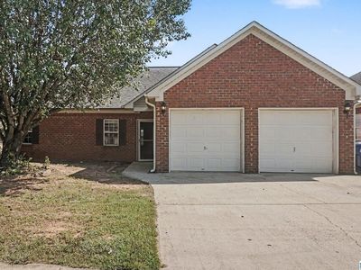 100 Camellia Ln