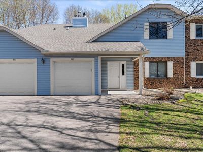 995 Heritage Ct E #303