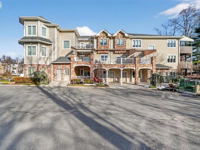 2 Bluefield Drive #103