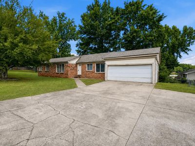 1303 Overview Dr