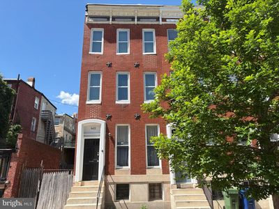1422 W Lombard St