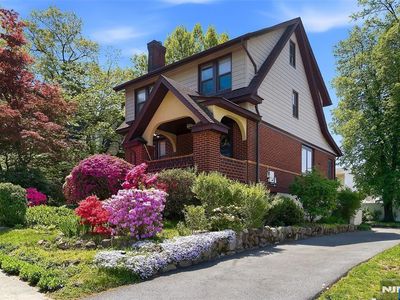 194 Parkway
