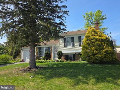 3911 Sandra Dr