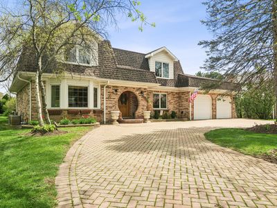 803 Waltz Ct