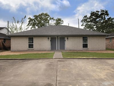 7434 Aljean Ln