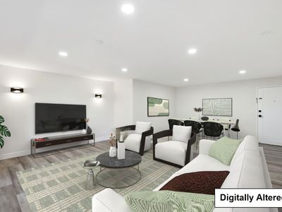 1458 Hudson St APT 302