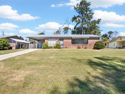351 SE Park Loop