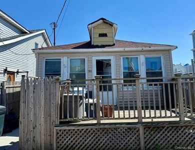 30 W 11th Road