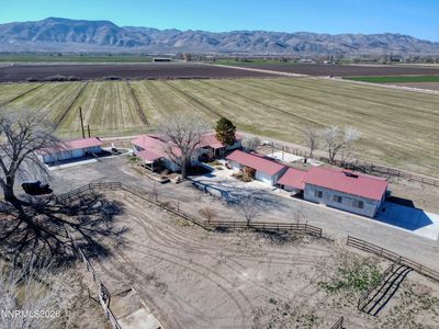 30 E Tognoli Ln