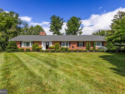 325 Overhill Dr