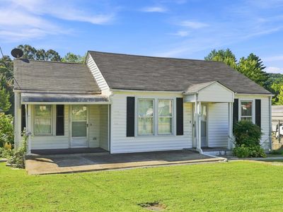 301 W Main St