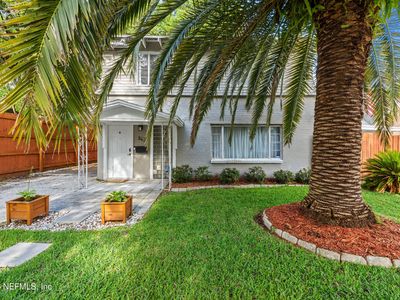 843 WEST Street